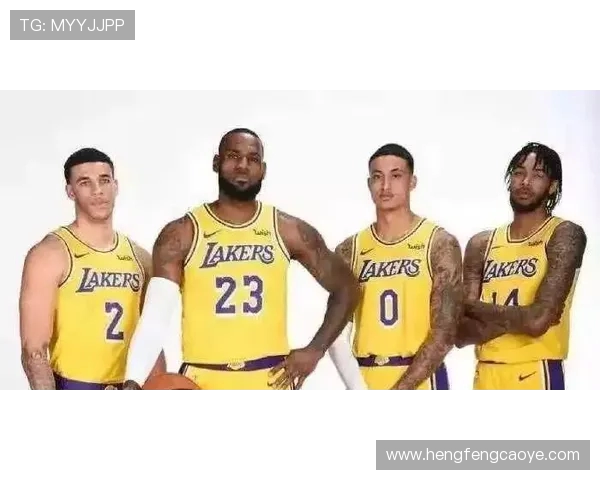 赫内斯怒斥记者直言萨内归队要等到八月一日新赛季开始